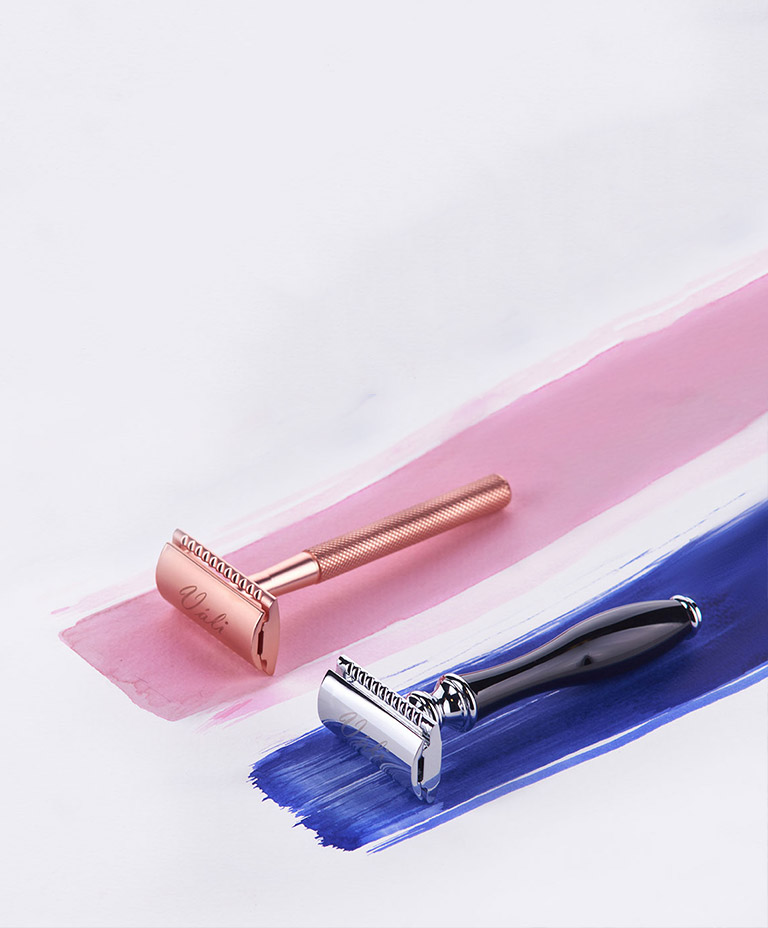 Two safety razors from Vali. Rose gold and black.